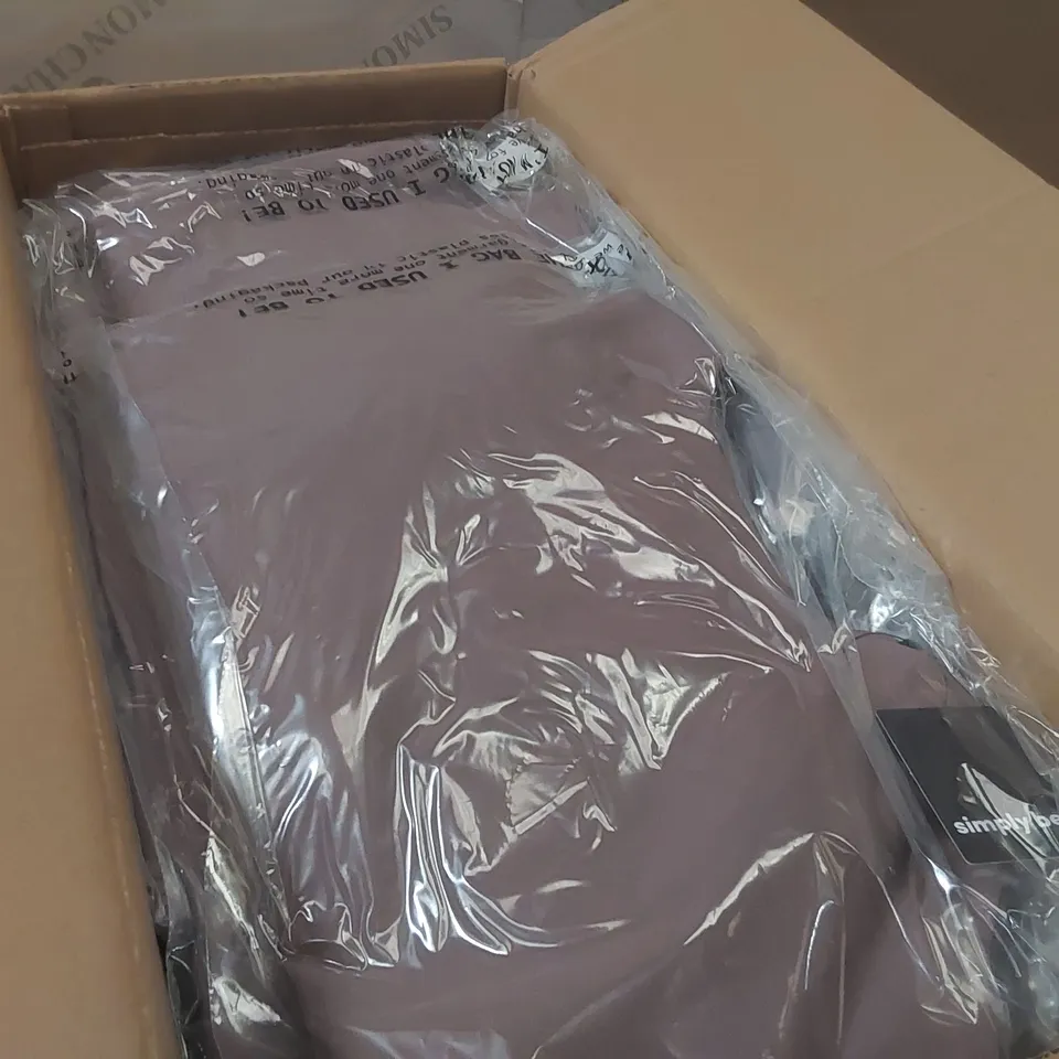 BOX CONTAINING APPROXIMATELY 25x BRAND NEW SIMPLY BE ACTIVE VESTS - SIZE 16
