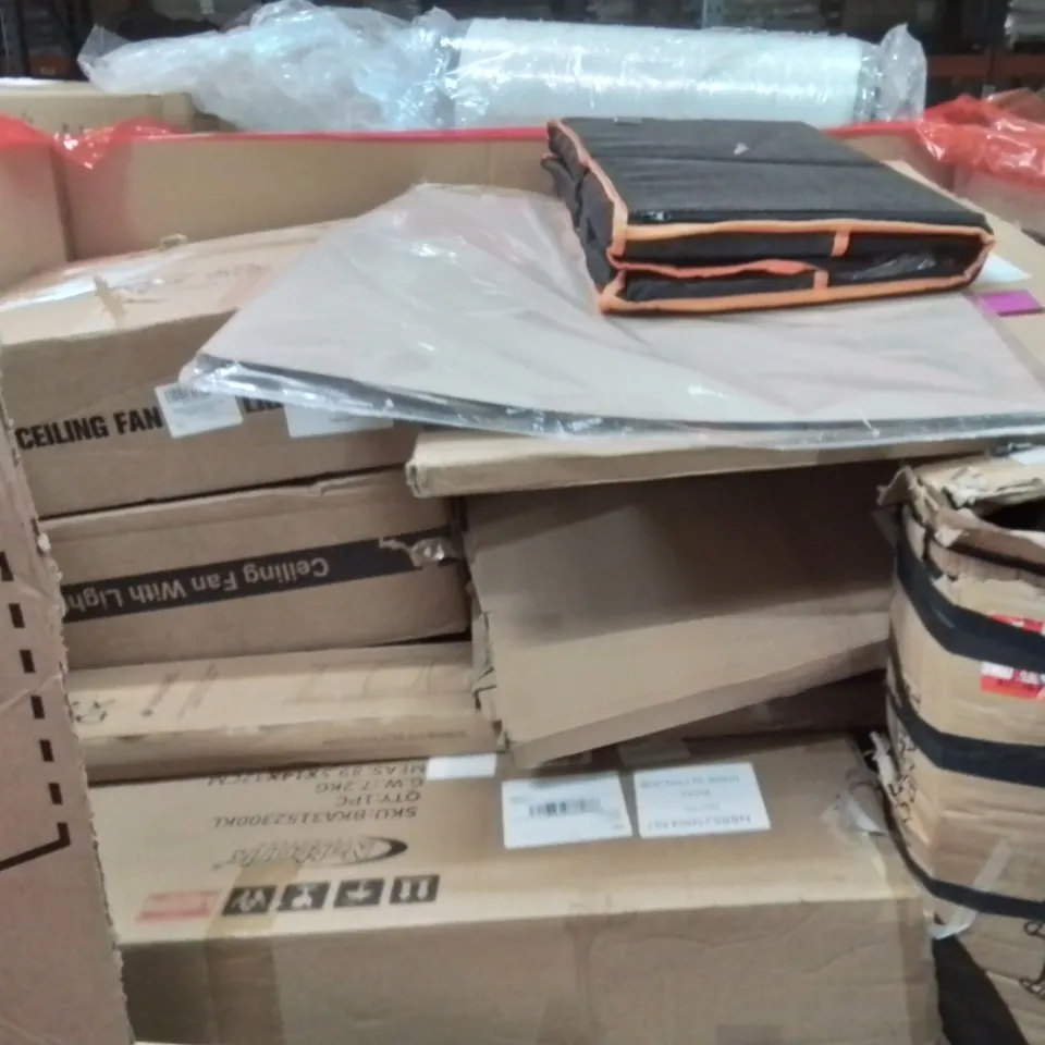 PALLET OF ASSORTED HOUSEHOLD GOODS AND PRODUCTS TO INCLUDE;CEILING FAN WITH LIGHT,SCOOTER, BAMBOO TOWEL LADDER, CEILING LAMP AND OTHER ASSORTED ITEMS...