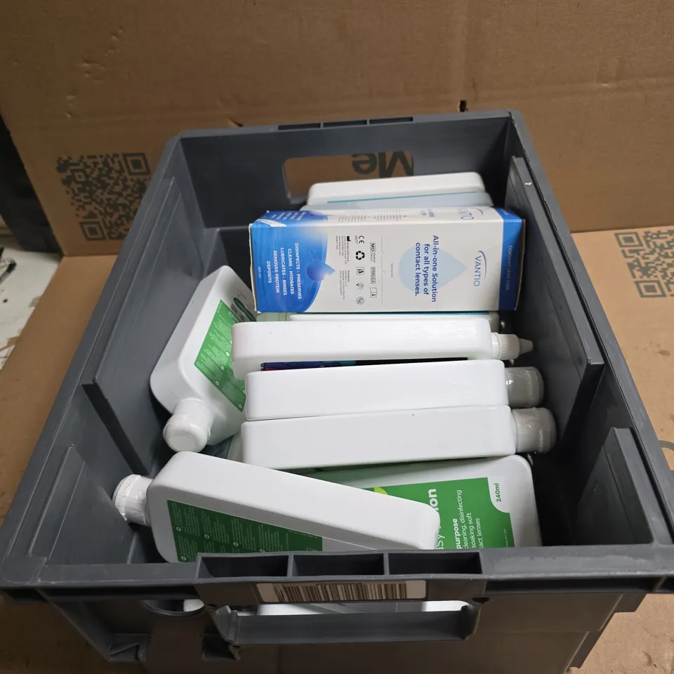 TOTE OF APPROXIMATELY 20 ASSORTED CONTACT LENS CLEANING PRODUCTS TO INCLUDE SPECSAVERS EASY VISION ETC