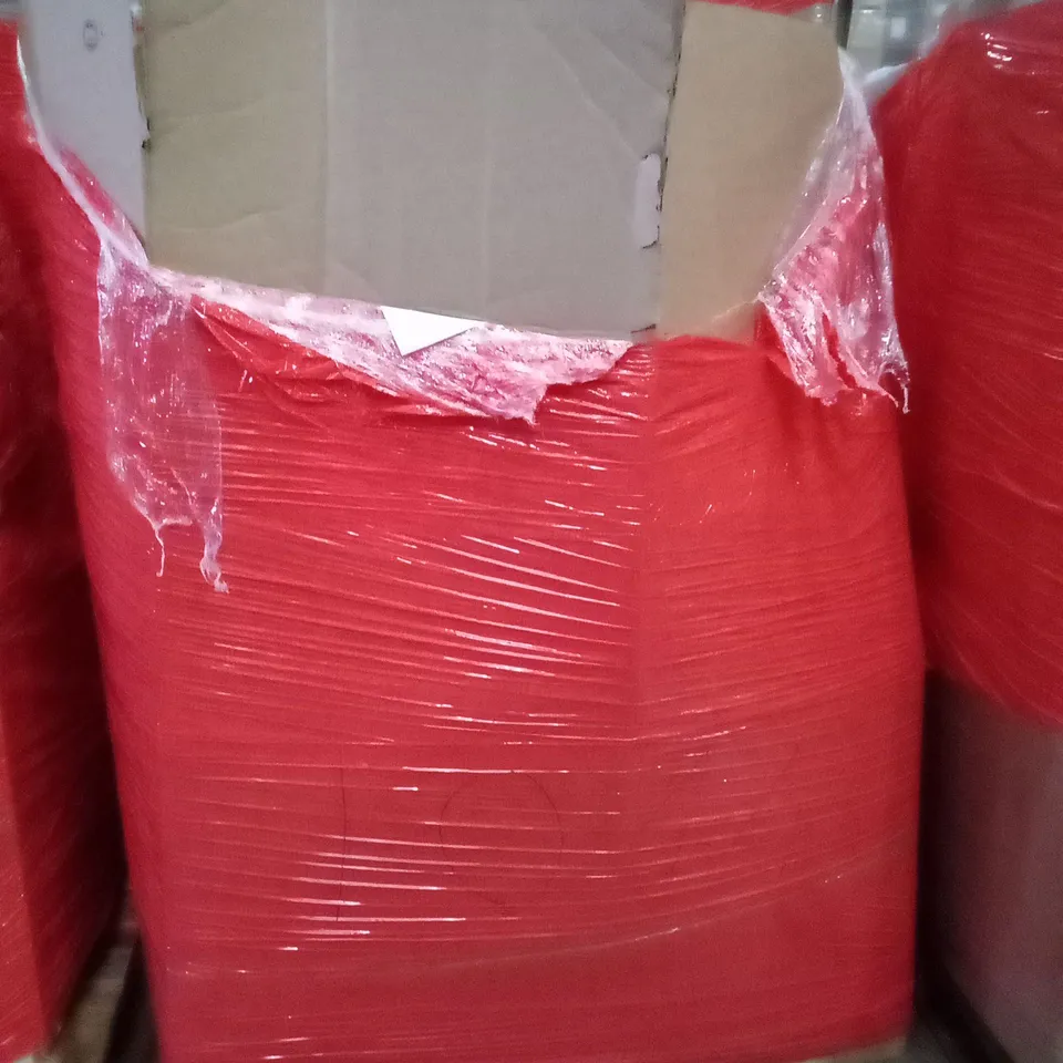 PALLET OF ASSORTED ITEMS INCLUDING STORMIC TOILET SEAT, BIGHORN PELLET PIZZA OVEN, POP UP TENT, FABIAN CLARKE PHOTOFRAMES