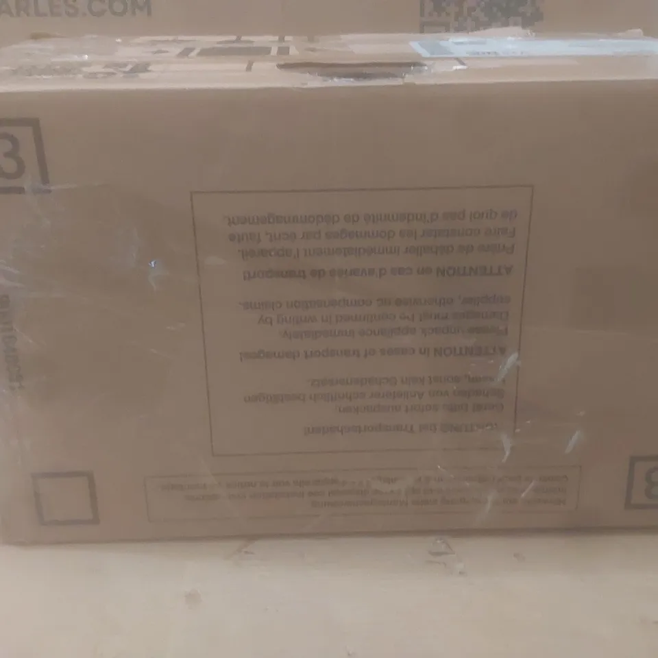 BOXED BOSCH COOKER HOOD  DFM063W56B