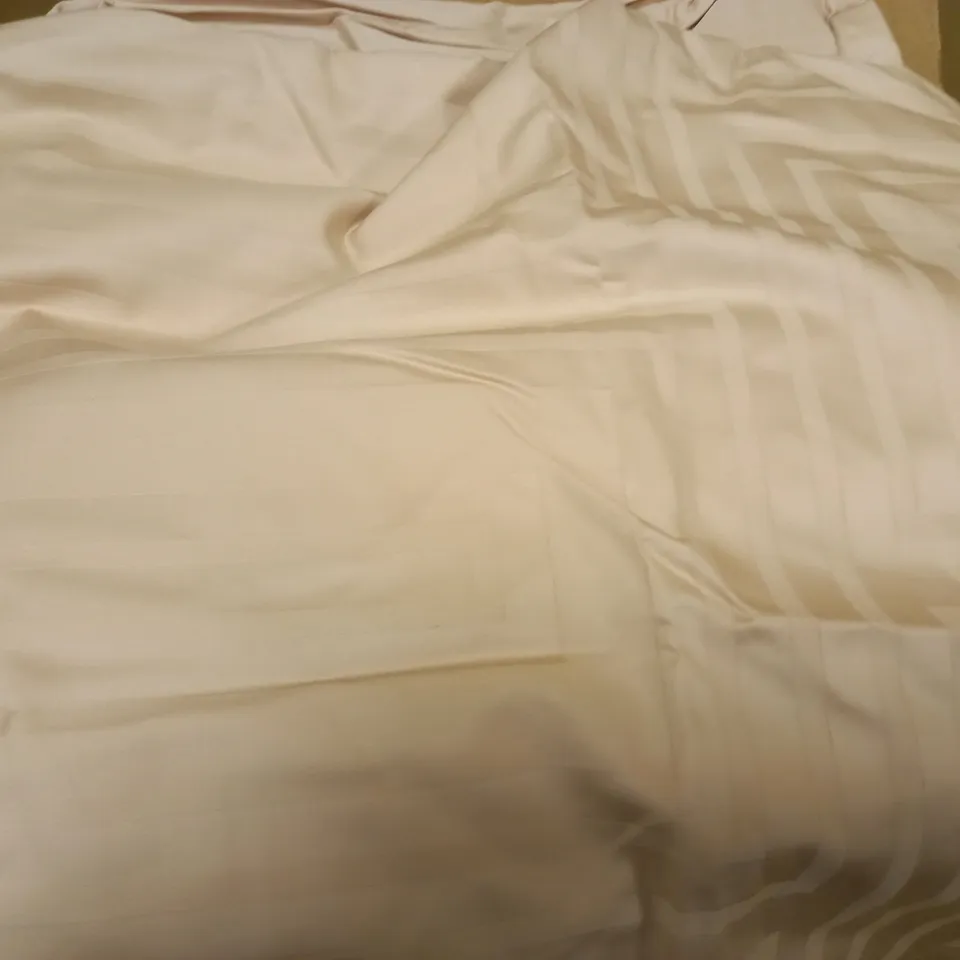 K BY KELLY HOPPEN 100% COTTON REVERSIBLE FRAMES NUDE DUVET SET DOUBLE