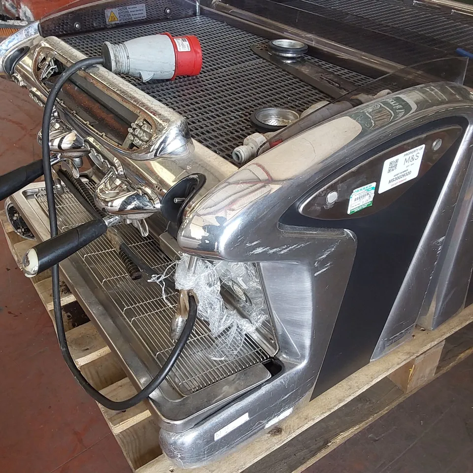 FAEMA EMBLEMA 2 GROUP COMMERCIAL COFFEE ESPRESSO MACHINE