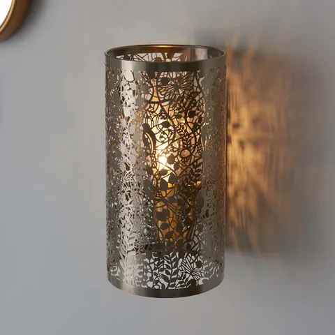 BOXED EDIE FLUSH MOUNTED SCONCE