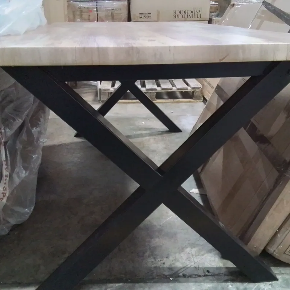 STYLISH MODERN WOODEN TOP METAL LEGS DINING TABLE 