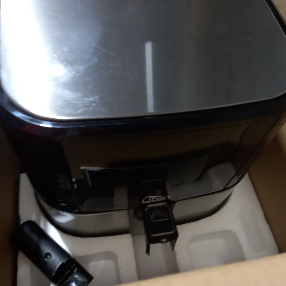 UTEN 5.5L OIL FREE AIR FRYER