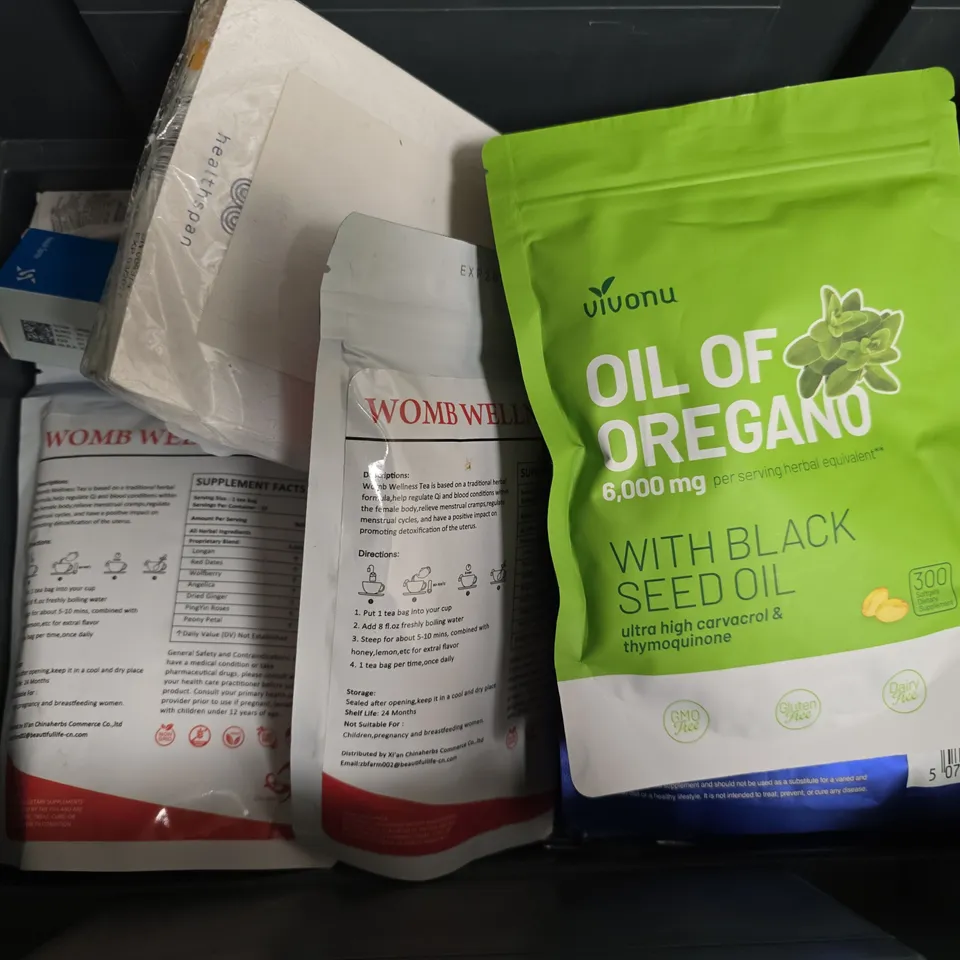 APPROXIMATELY 12 ASSORTED VITAMIN/HEALTH AID PRODUCTS TO INCLUDE HANGARITAS LATE NIGHT HYDRATION, WOMB WELLNESS HERBAL TEA, UNICORN VEGAN HAIR VITAMINS, ETC - COLLECTION ONLY