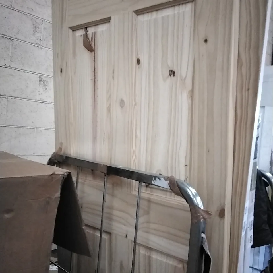 4 PANEL CLEAR PINE INTERNAL DOOR 726MM