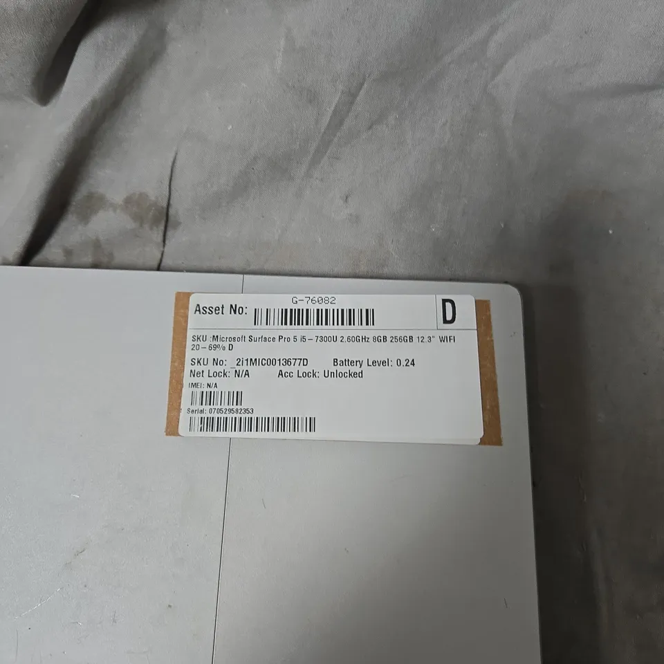 MICROSOFT SURFACE PRO 5 TABLET WITH KEYBOARD – I5-7300U, 8GB RAM, 256GB, 12.3-INCH DISPLAY