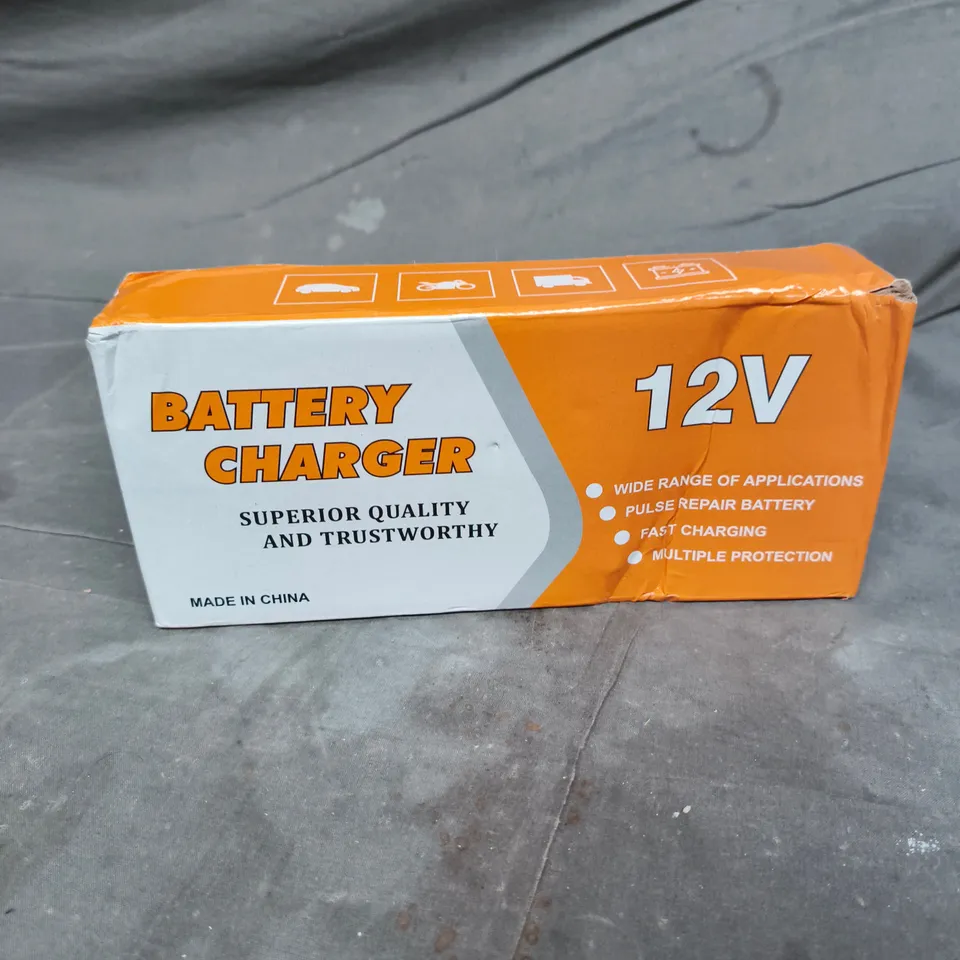 1206-9 12V BATTERY CHARGER 