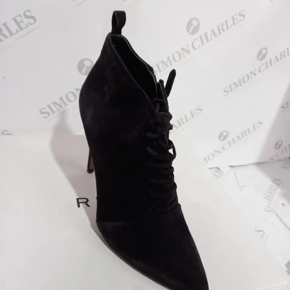 BOXED REISS SUEDE CHOCOLATE BOOT HEELS - SIZE 5