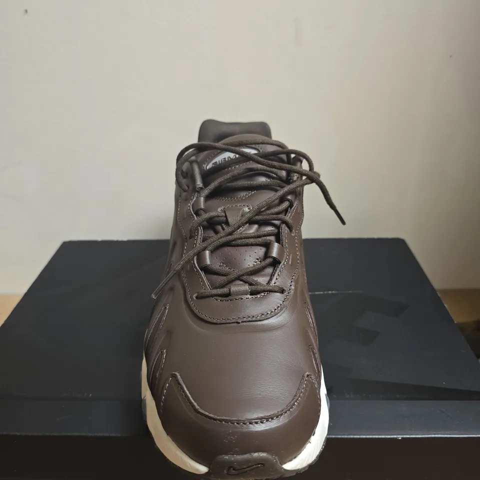 BOXED PAIR OF NIKE AIR MAX SHOES DN8 LTR SP BAROQUE BROWN - UK SIZE 10