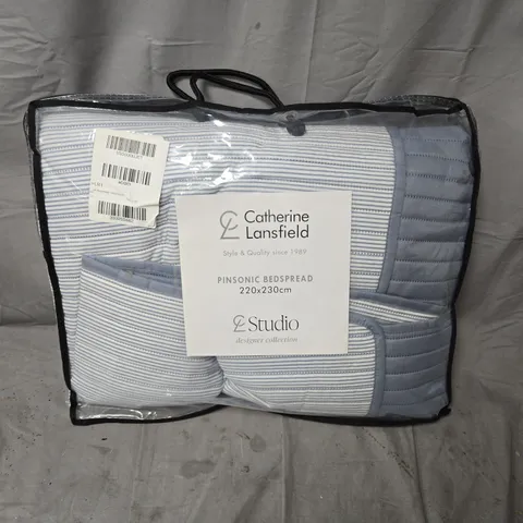 CATHERINE LANSFIELD STRIPE BEDSPREAD THROW IN BLUE/WHITE - 220 X 230CM
