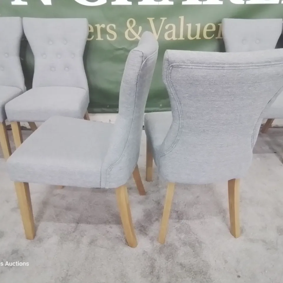 SET OF SIX BEWLEY LIGHT GREY FABRIC BUTTONED BACK DONINGTON CHAIRS OAK LEGS