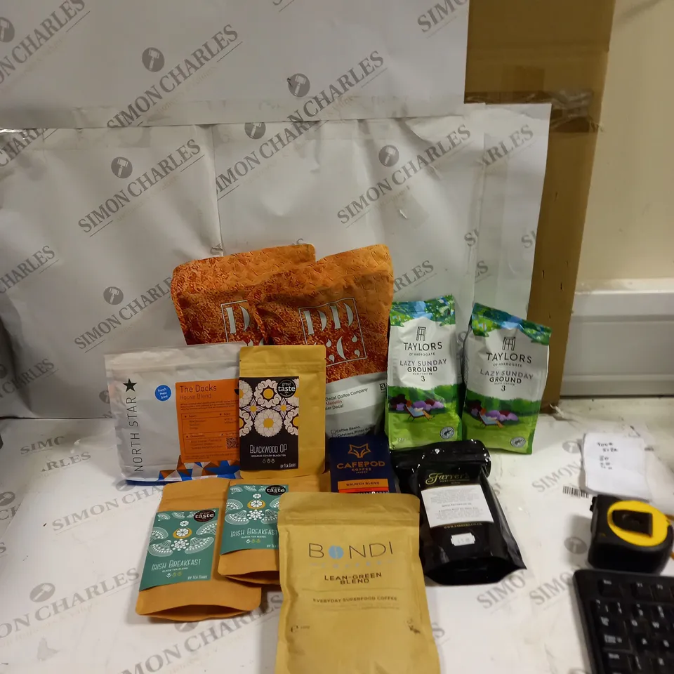 BOX OF ASSORTED TEA AND COFFE TO INCLUDE TAYLORS, NORTH STAR, TEA SHIRT ETC 