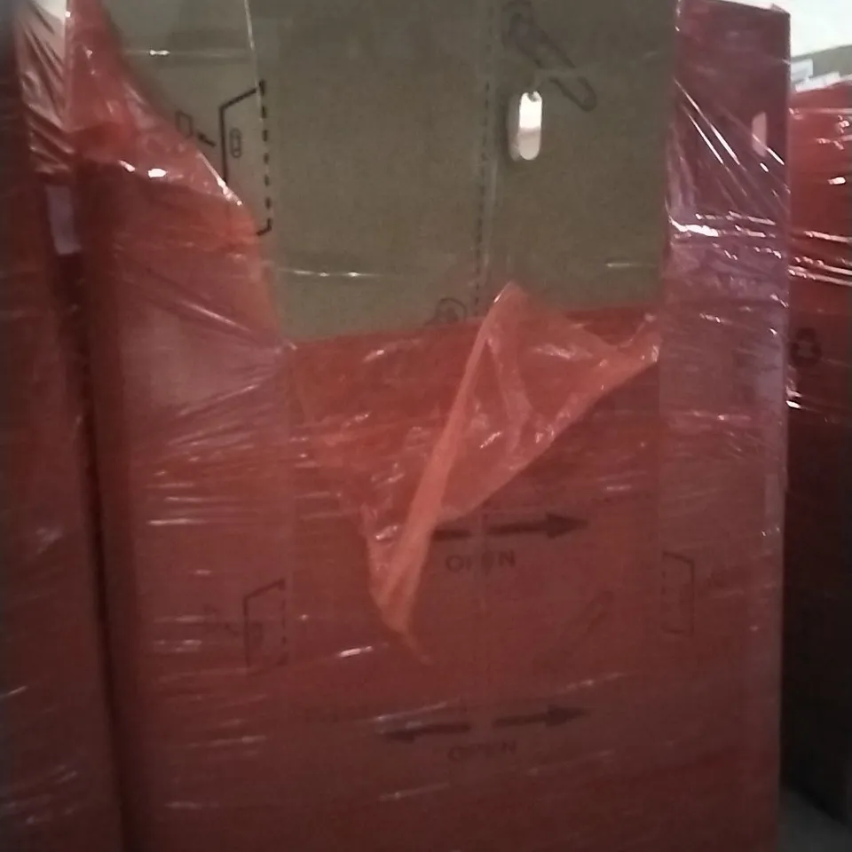 PALLET OF ASSORTED ITEMS INCLUDING - LOCKING BOX, DOUBLE GLAZING CLEANING KIT, DETAILING BRUSHES
