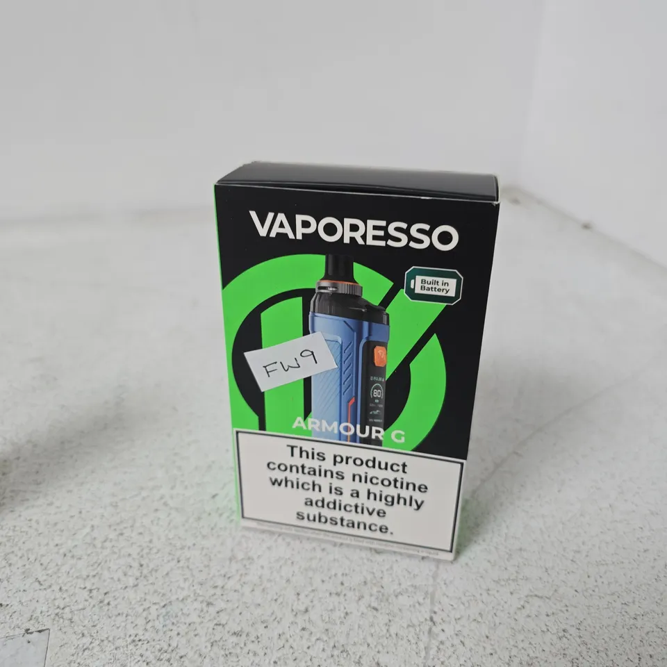 APPROXIMATELY 30 ASSORTED E-CIG PRODUCTS AND ACCESSORIES TO INCLUDE VAPORESSO AND GHOST 