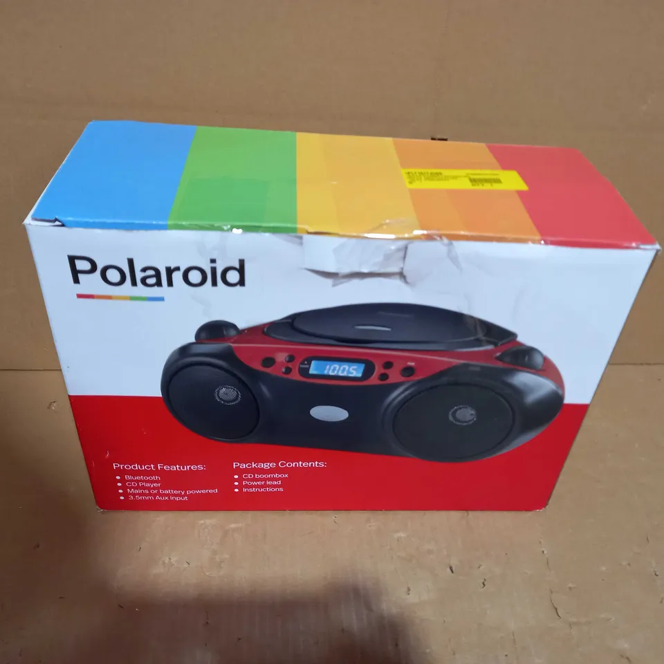 BOXED POLAROID RED CD PLAYER/BOOMBOX