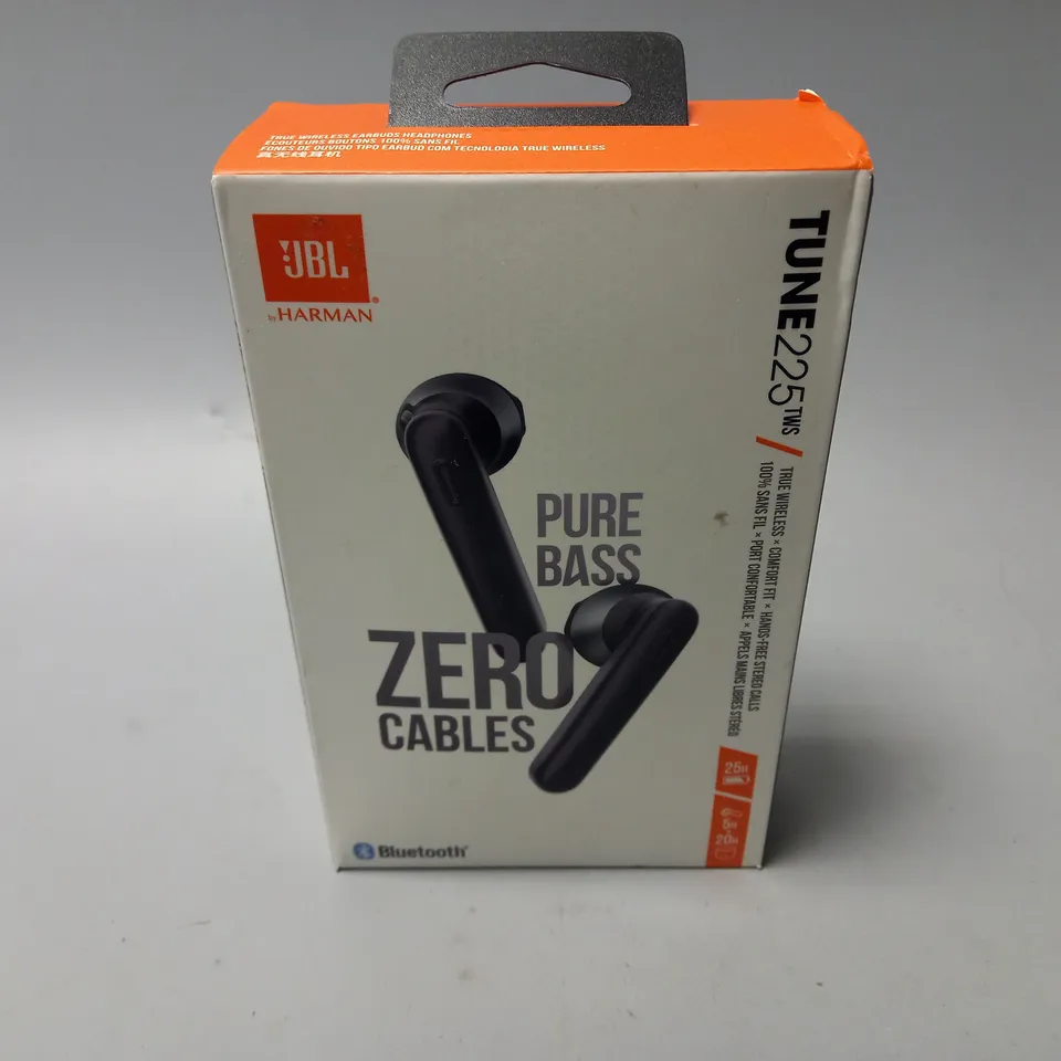 BOXED JBL TUNE 225 EARBUDS