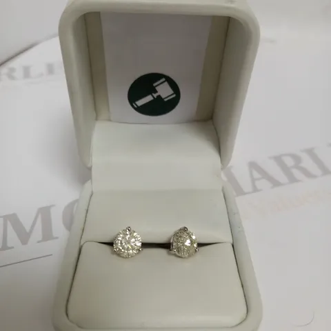 DESIGNER 18CT WHITE GOLD STUD EARRINGS SET WITH DIAMONDS WEIGHING +-3.09CT