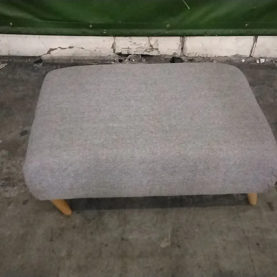 QUALITY DESIGNER GREY FABRIC FOOTSTOOL 