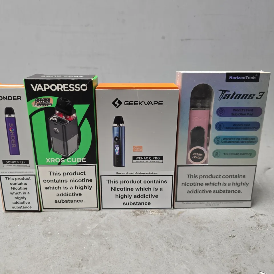 BOX OF APPROXIMATELY 18 ASSORTED E-CIGARETTES PRODUCTS TO INCLUDE - GEEK VAPE , HORIZONTECH TALONS 3 , VAPORESSO ETC