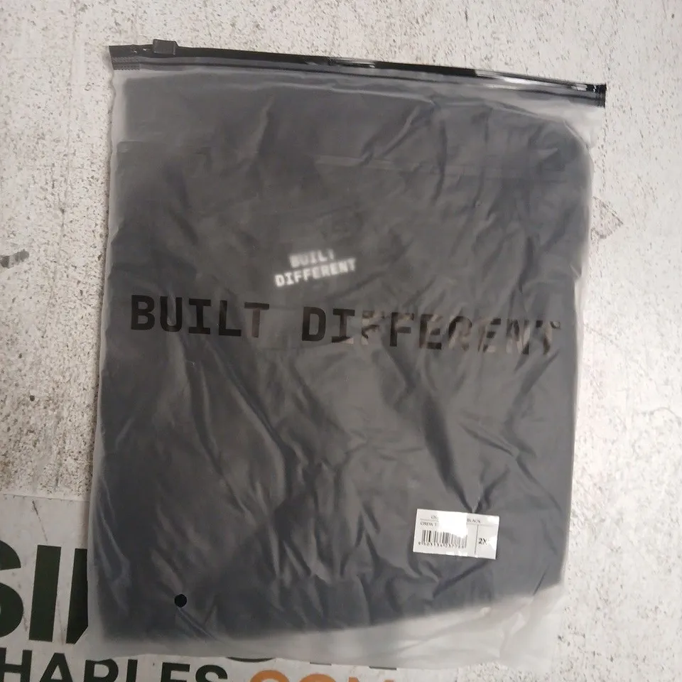 BAGGED BUILT DIFFERENT CREW T-SHIRT IN BLACK SIZE 2XL