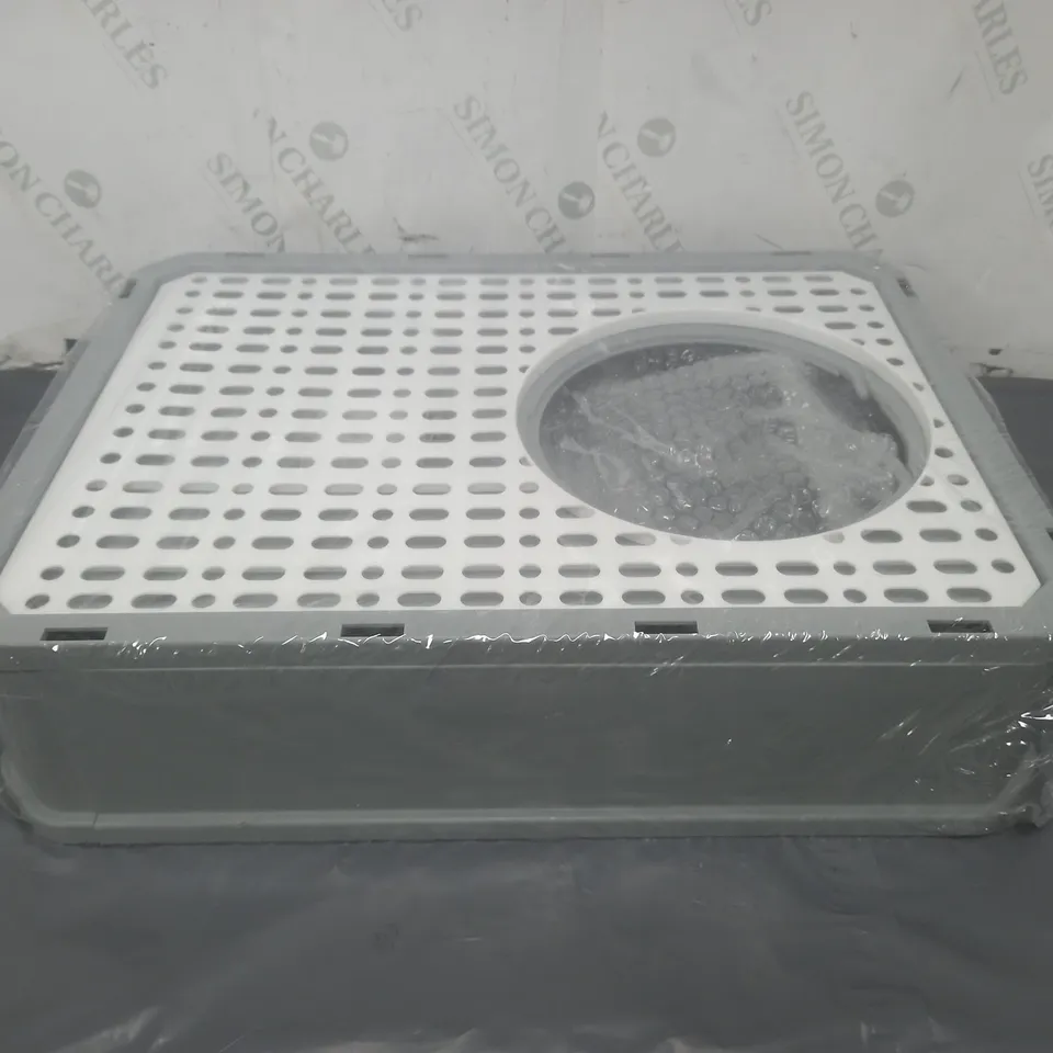 CAT LITTER BOX 