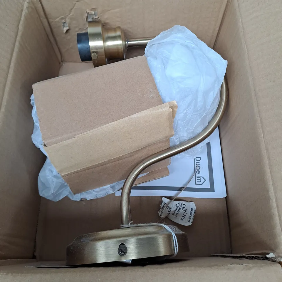DUNELM MUSEUM WALL LIGHT - CLEAR & BRASS 