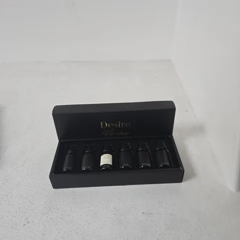 DESIRE AROMA ESSENTIAL OILS SET – BLACK PRESENTATION BOX