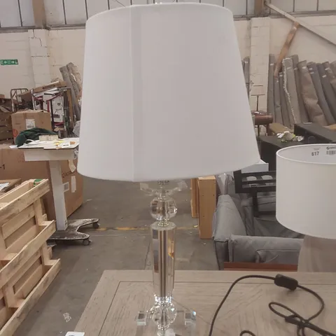 WILLEM TABLE LAMP