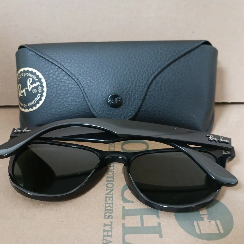 RAY-BAN IRIS PHANTOS SUNGLASSES - BLACK