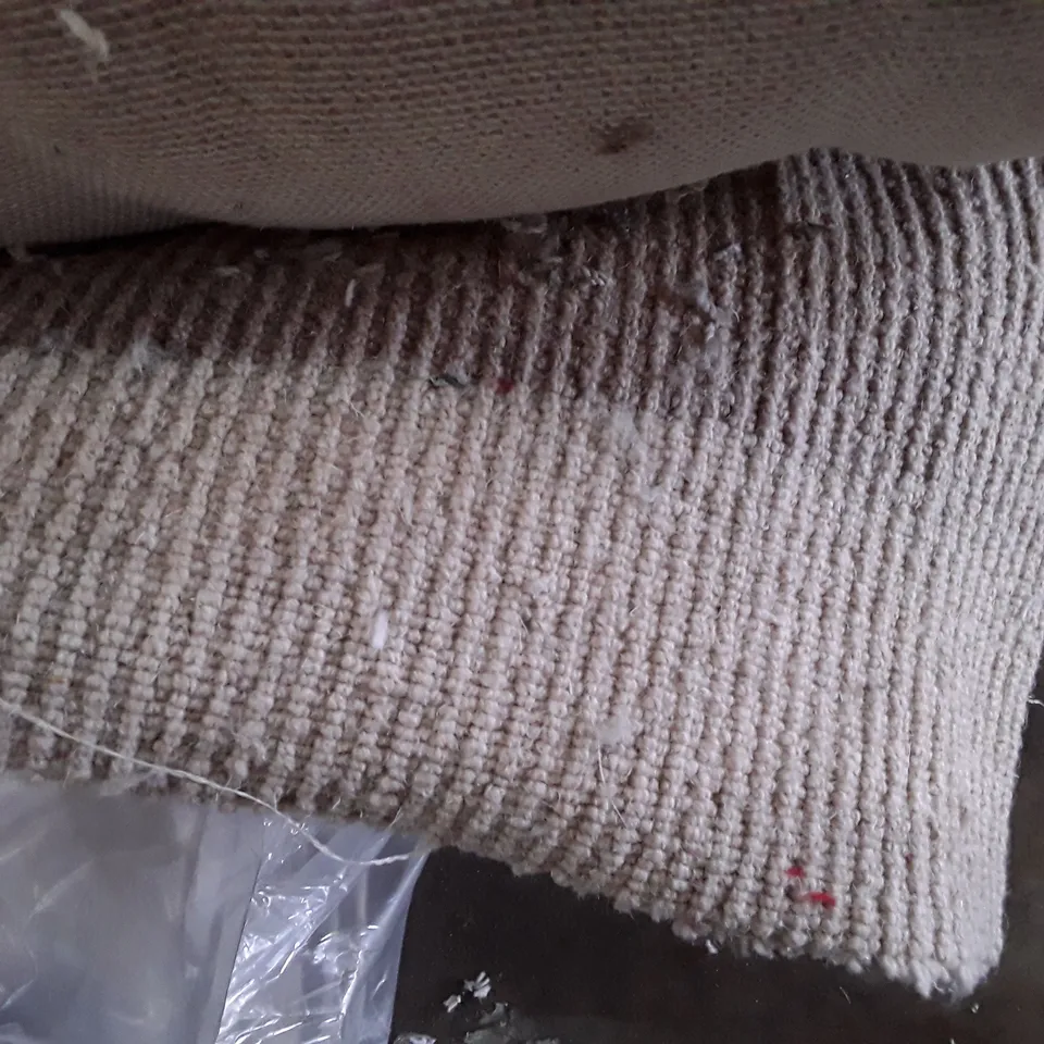 ROLL OF QUALITY HABBERLEY RIDGE RAINY DAY CARPET APPROXIMATELY 13.2×5M