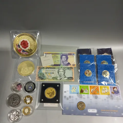 APPROXIMATELY 30 ASSORTED COLLECTABLE COINS IN VARIOUS DESIGNS