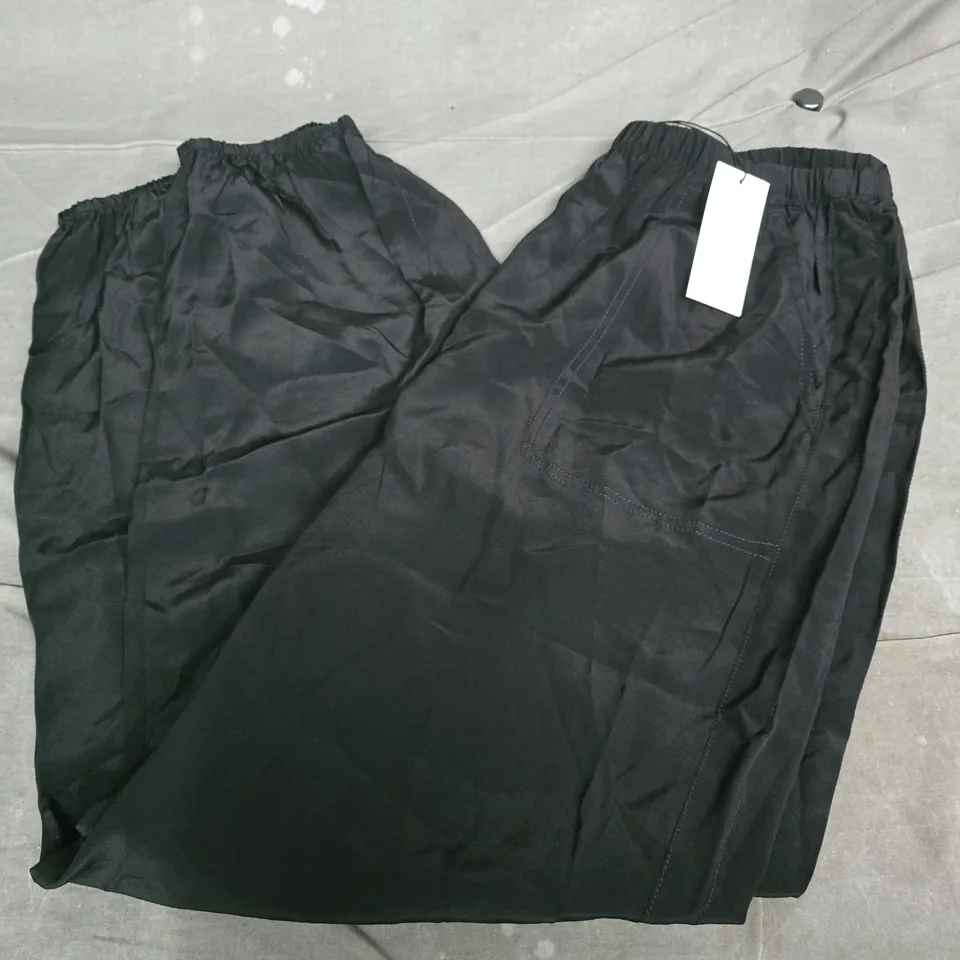 THE WHITE COMPANY SILK CUFFED JOGGER IN BLACK - SIZE 12