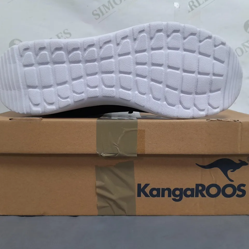 BOXED PAIR OF KANGAROOS SHOES IN BLACK UK SIZE 6.5