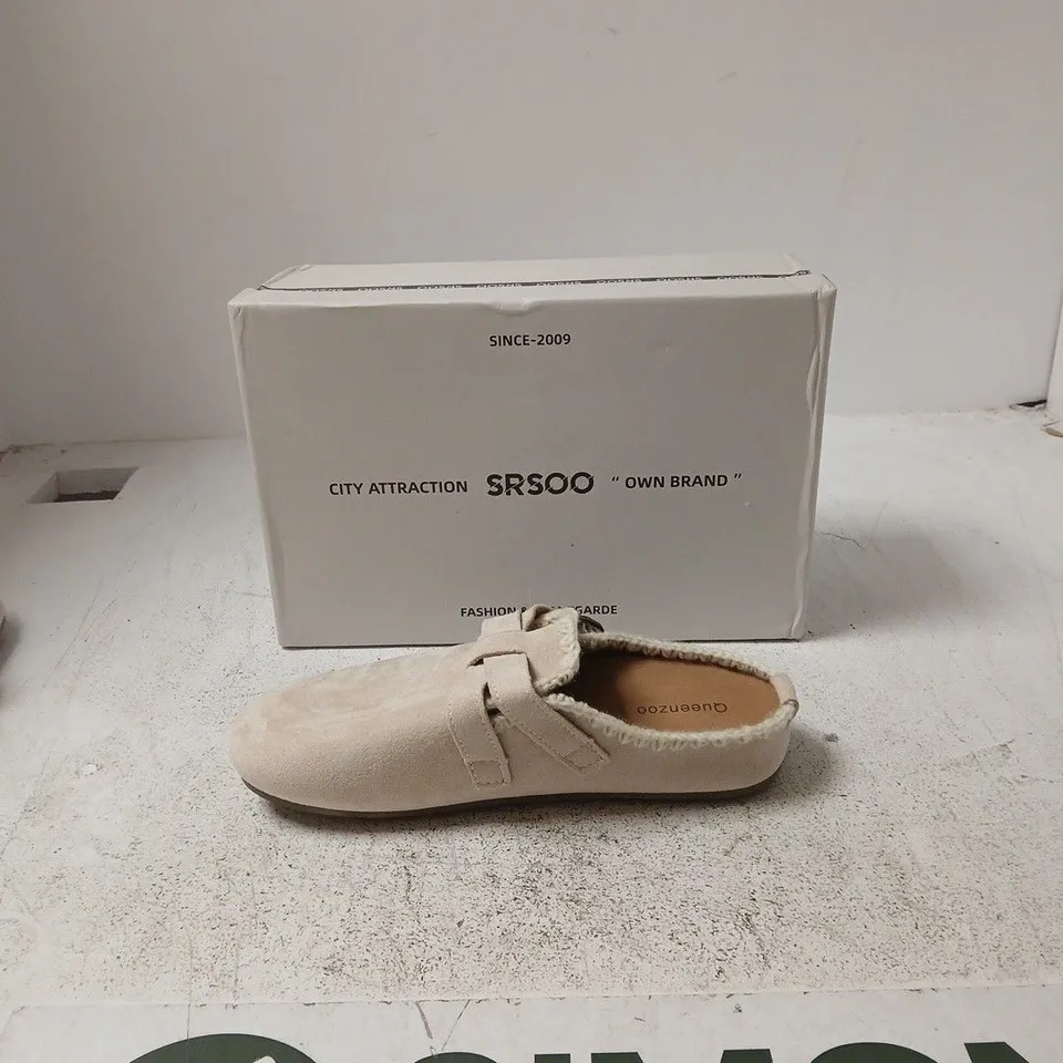 BOXED CITY ATTRACTION SRS00 WOMEN’S BUCKLE SLIP-ON MULES – UK4 (EU37)