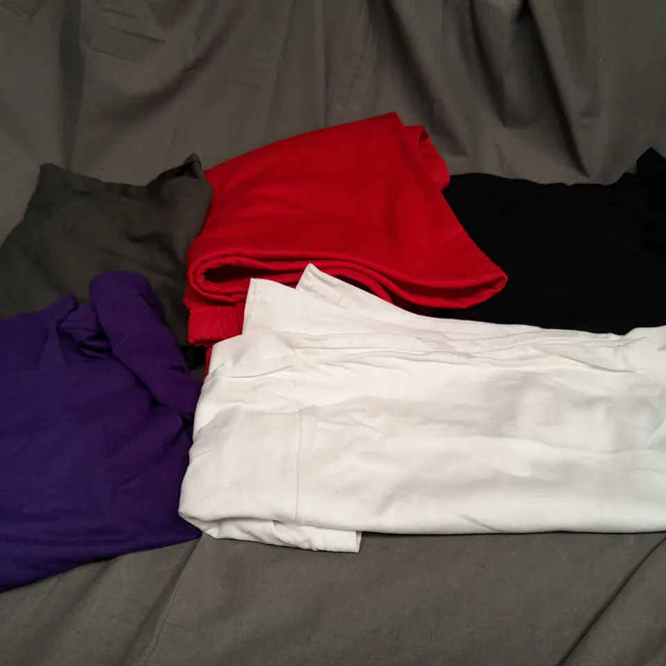 LARGE BOX OF ASSORTED SPORTS CLOTHING ITEMS IN VARIOUS SIZES, COLOURS AND STYLES