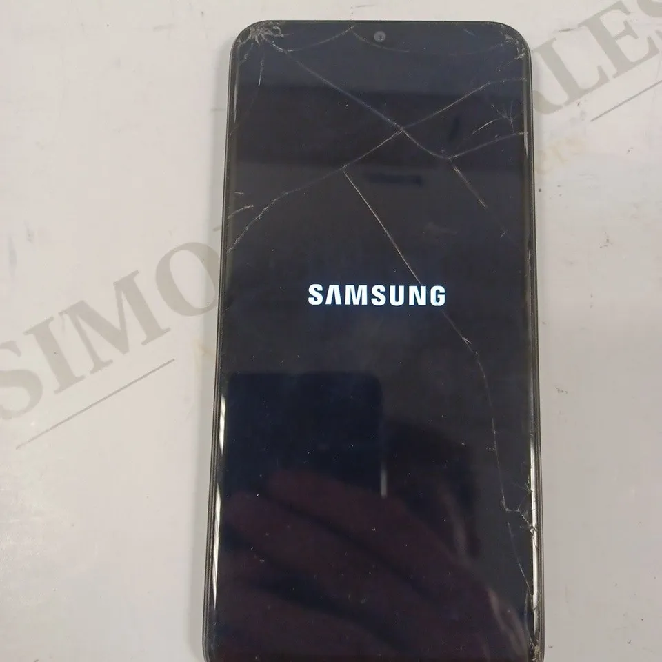 SAMSUNG GALAXY A20E MOBILE PHONE IN BLACK