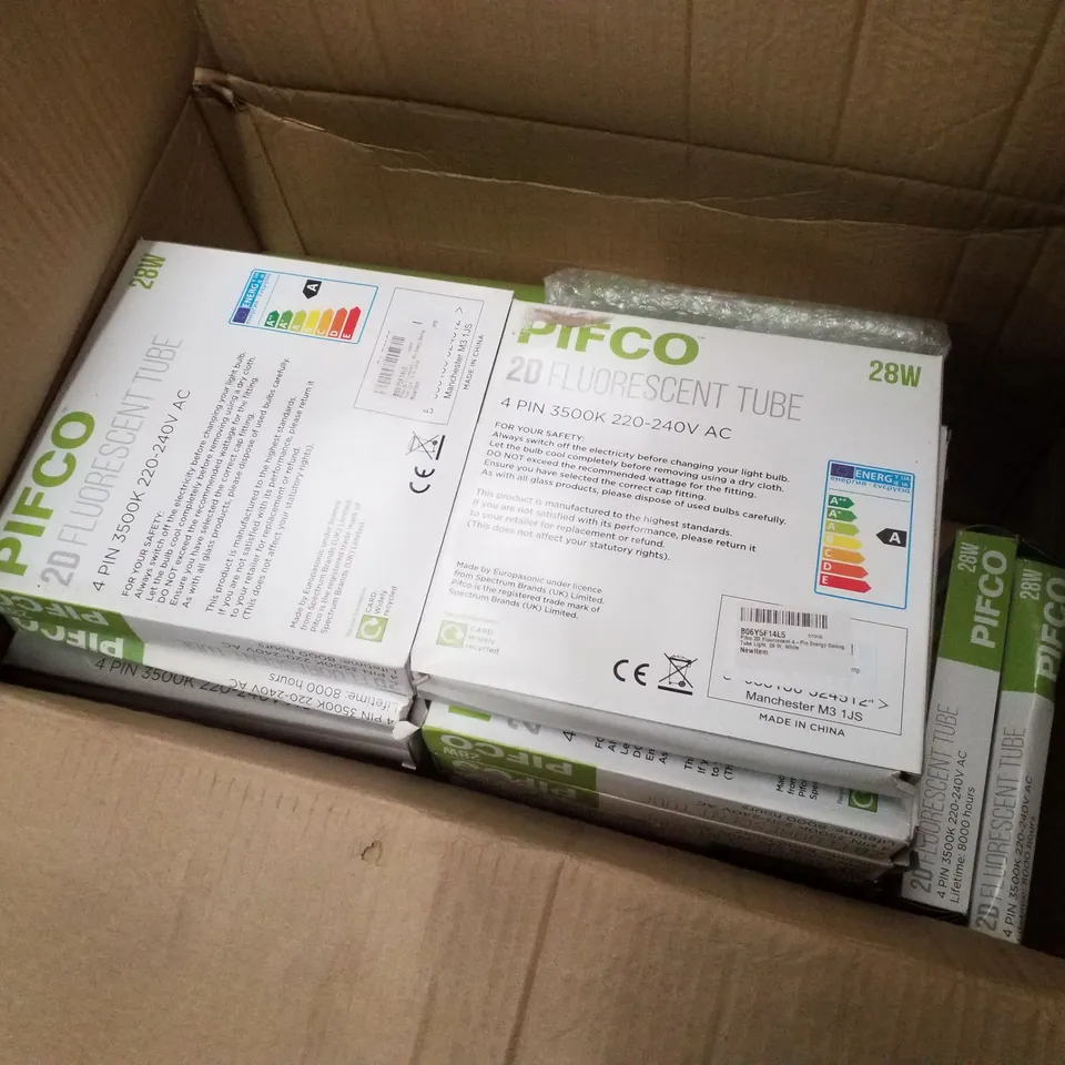 BOX CONTAINING APPROXIMATELY 31 PIFCO 2D FLUORESCENT TUBE LIGHTS