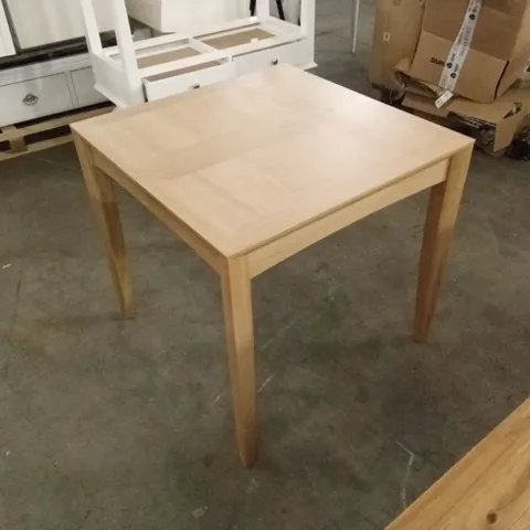 QUALITY DESIGNER BERGEN OAK 2-4 PERSON EXTENSION TABLE