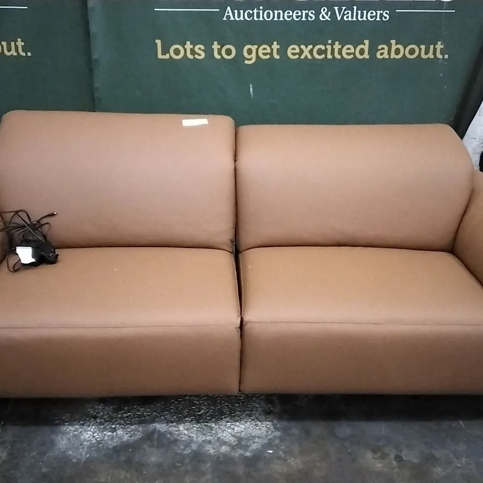 QUALITY ITALIAN DESIGNER POWER RECLINER LARGE SOFA IN RUST ORANGE LEATHER