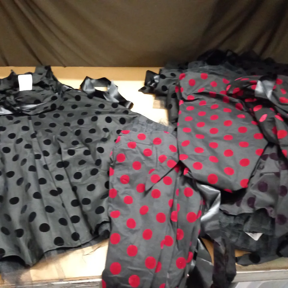 LOT OF 15 HEART AND ROSES POLKA DOT BLACK DRESSES IN 3 COLOURS - VARIOUS SIZES