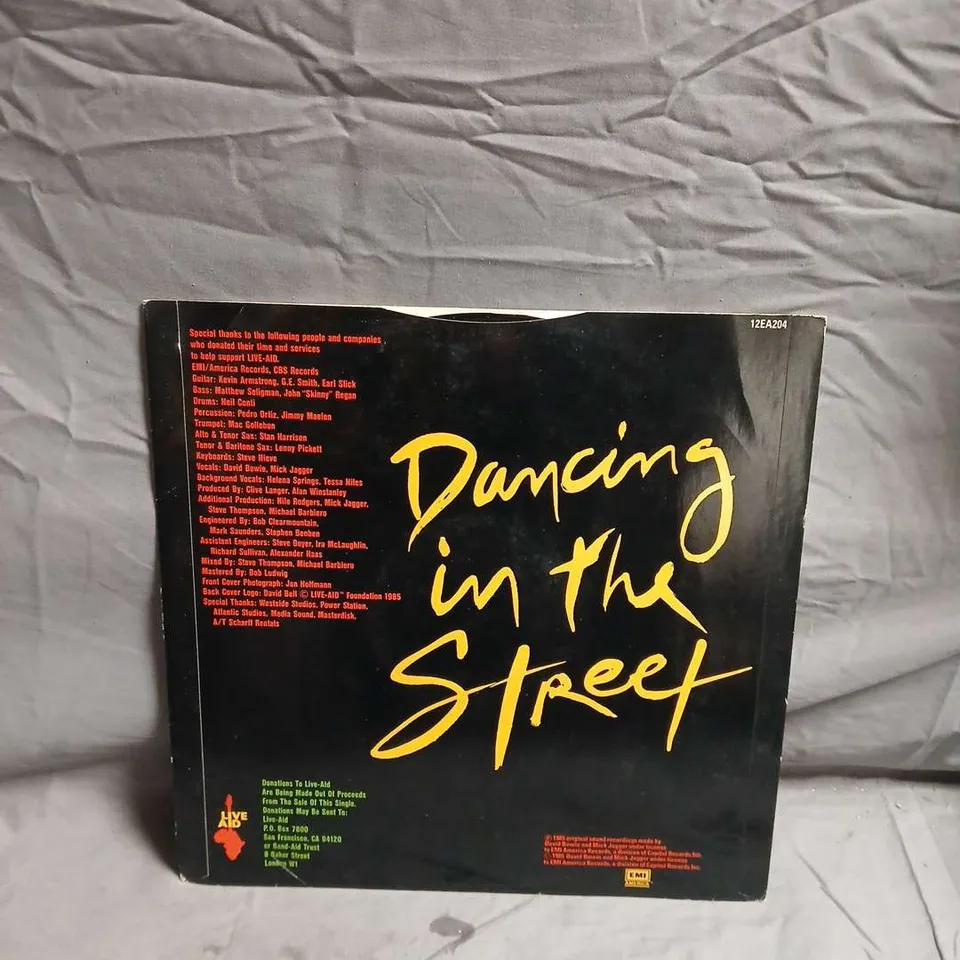 DANCING IN THE STREET – DAVID BOWIE & MICK JAGGER (12-INCH VINYL SINGLE)