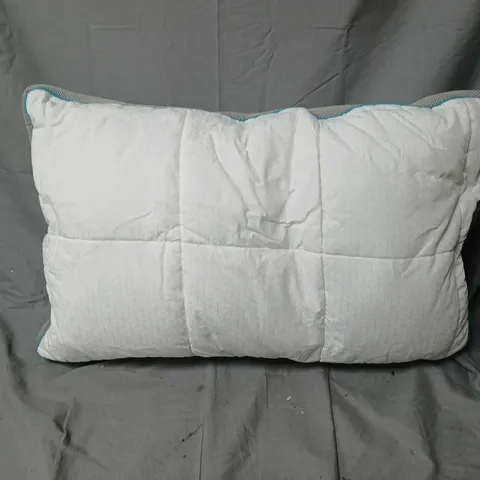 SIMBA FIRM SUPPORT PILLOW, WHITE QUILTED COVER