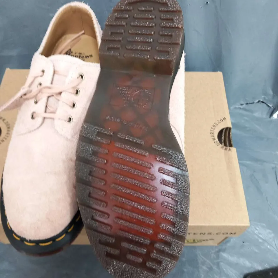 BOXED DR MARTENS AIR WAIR SMITHS PEACH BEIGE DESERT OASIS SUEDE SIZE 5