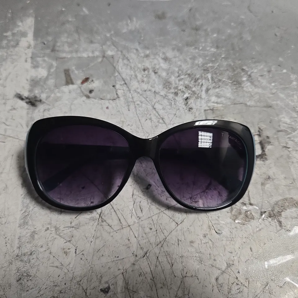 BOXED PAIR OF TIFFANY AND CO SUNGLASSES