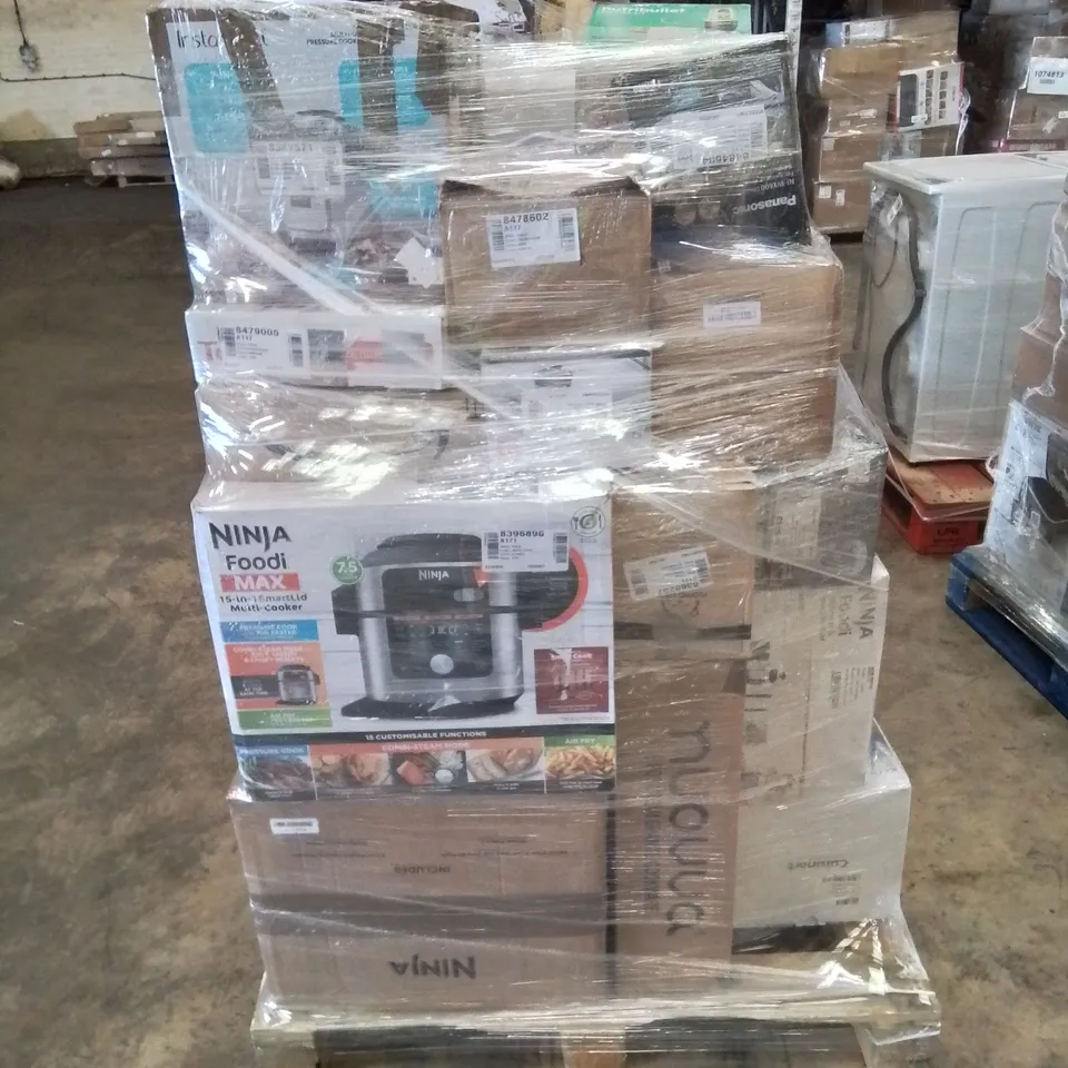 PALLET OF APPROXIMATELY 38 UNPROCESSED RAW RETURN HOUSEHOLD AND ELECTRICAL GOODS TO INCLUDE;