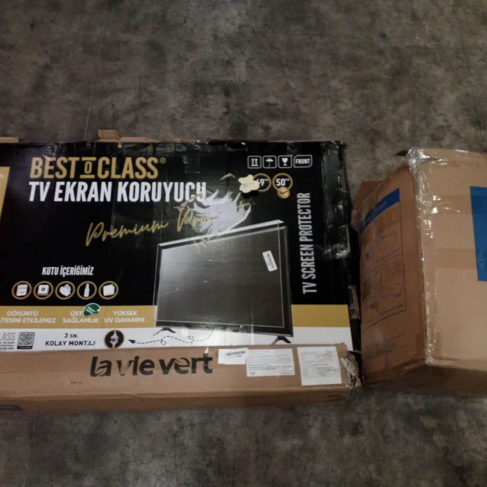 PALLET OF ASSORTED PRODUCTS INCLUDING MATTRESS TOPPER, INDIAN CANVAS TEEPEE, TV SCREEN PROTECTOR, DIGITAL AIR FRYER