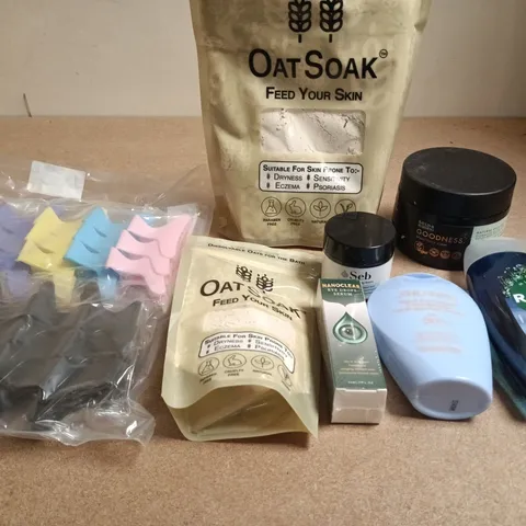 APPROXIMATELY 15 ASSORTED HEALTH & BEAUTY PRODUCTS TO INCLUDE OAT SOAK , HAIR CLIPS AND RADOX